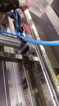 我司為香港健康工坊“量身定做”洗姜機和廚房傳輸帶以及提供相應切菜配套產品