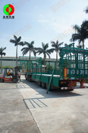 山東客戶定制的蔬菜清洗加工生產線順利出貨！