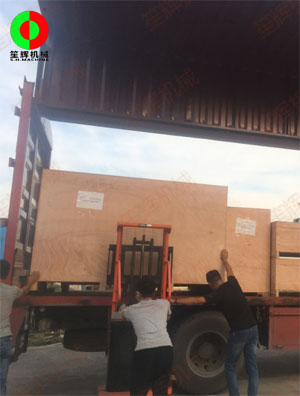 出口設備和國內訂單同車中轉發貨......