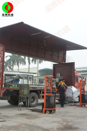 雞蛋清洗,風干,光檢,打蛋生產線裝車交付！