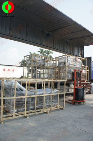 某地經銷商定購的無損洗菜機、氣泡洗菜機及渦流清洗線由兩部專車發貨！